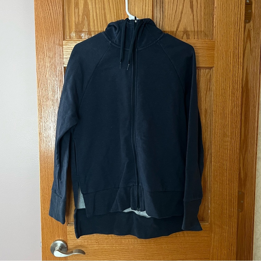 Nike Extended Back Zip Up Sweater